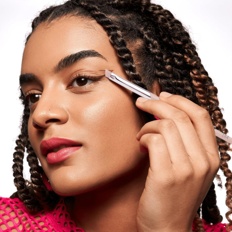 Cọ Kẻ Mắt Đầu Mảnh COLOURPOP Fine Tip Eyeliner Brush C184